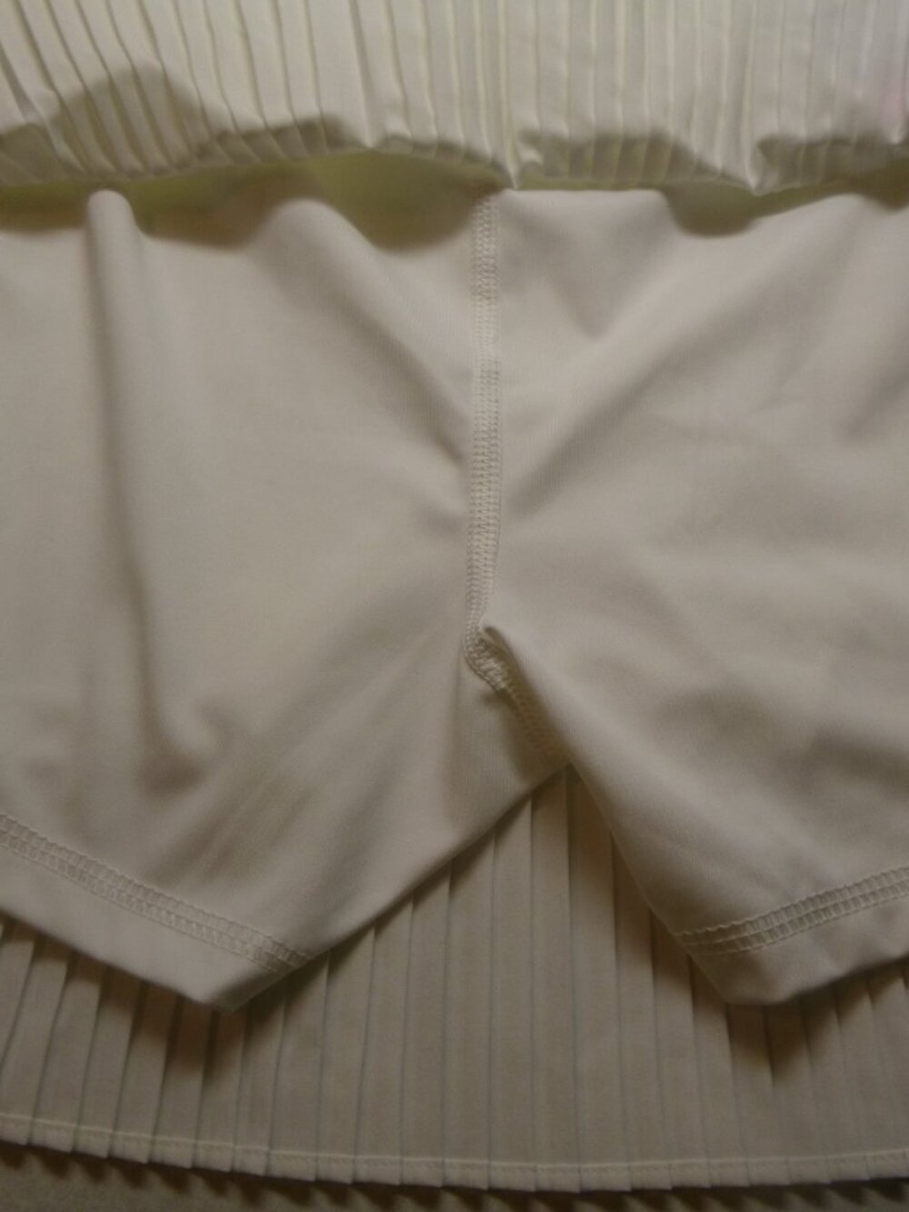 Ladies skort - Picture 2 of 3
